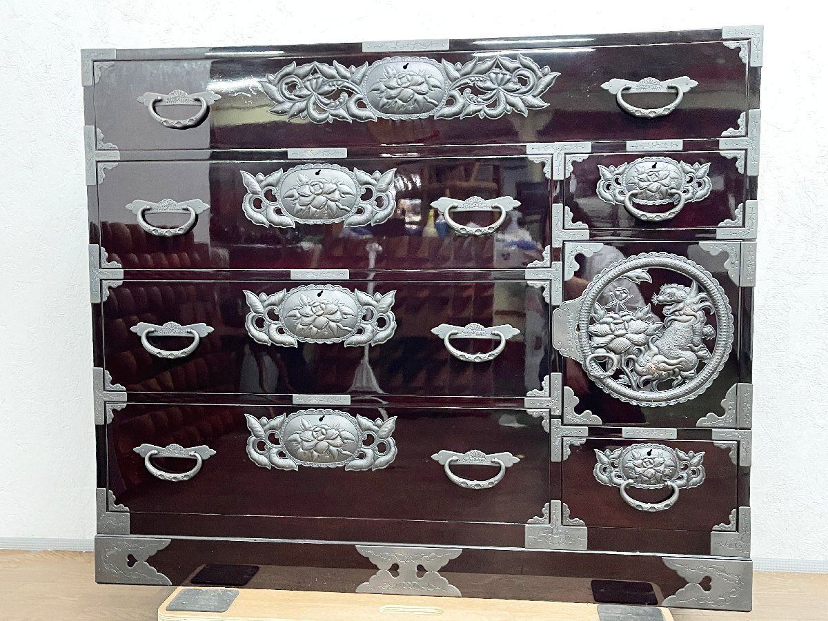 ◇綺麗 仙台箪笥 欅産業 八重樫今朝吉作 野郎箪笥 漆塗り鏡面 和箪笥