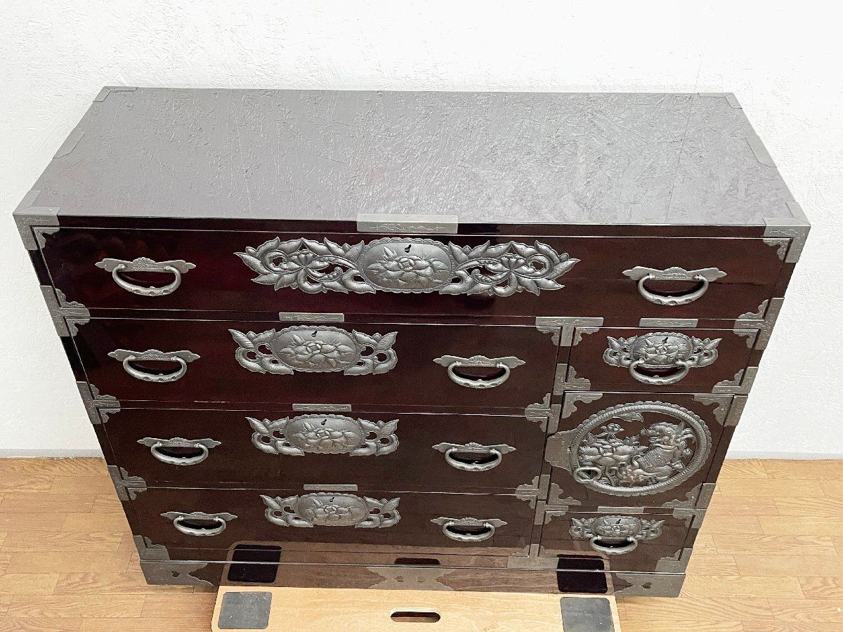 ◇綺麗 仙台箪笥 欅産業 八重樫今朝吉作 野郎箪笥 漆塗り鏡面 和箪笥