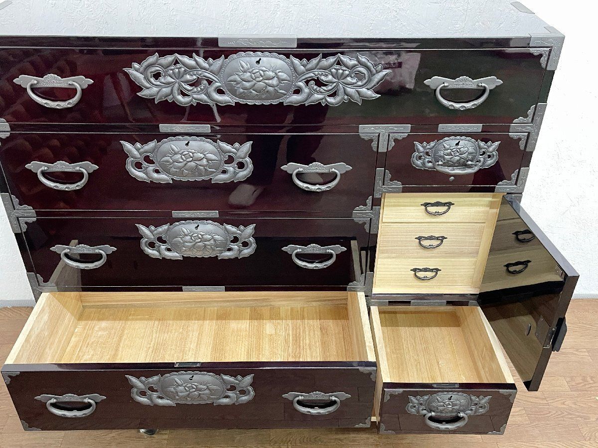 ◇綺麗 仙台箪笥 欅産業 八重樫今朝吉作 野郎箪笥 漆塗り鏡面 和箪笥