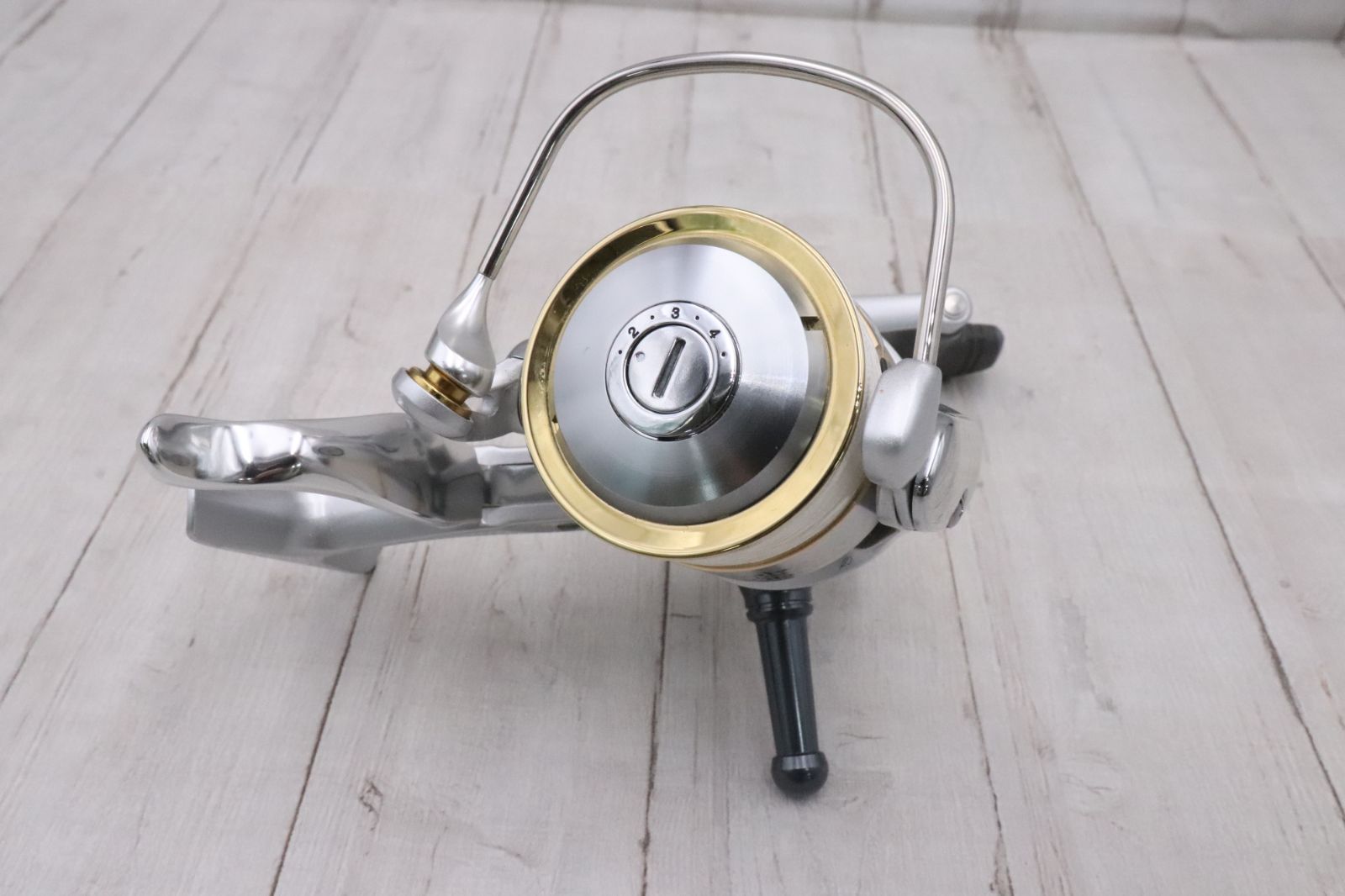 ト長】Daiwa ダイワ Tournament-Z トーナメント 2000LBA リール 釣り