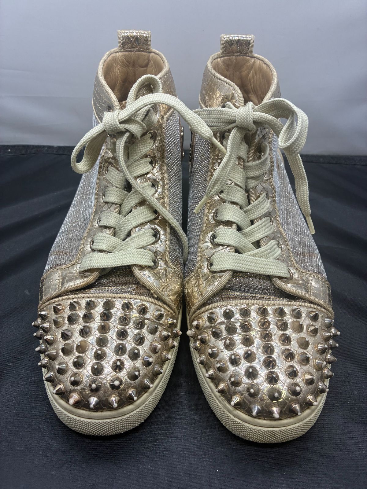 Christian Louboutin クリスチャンルブタン スパイクスタッズ レザー