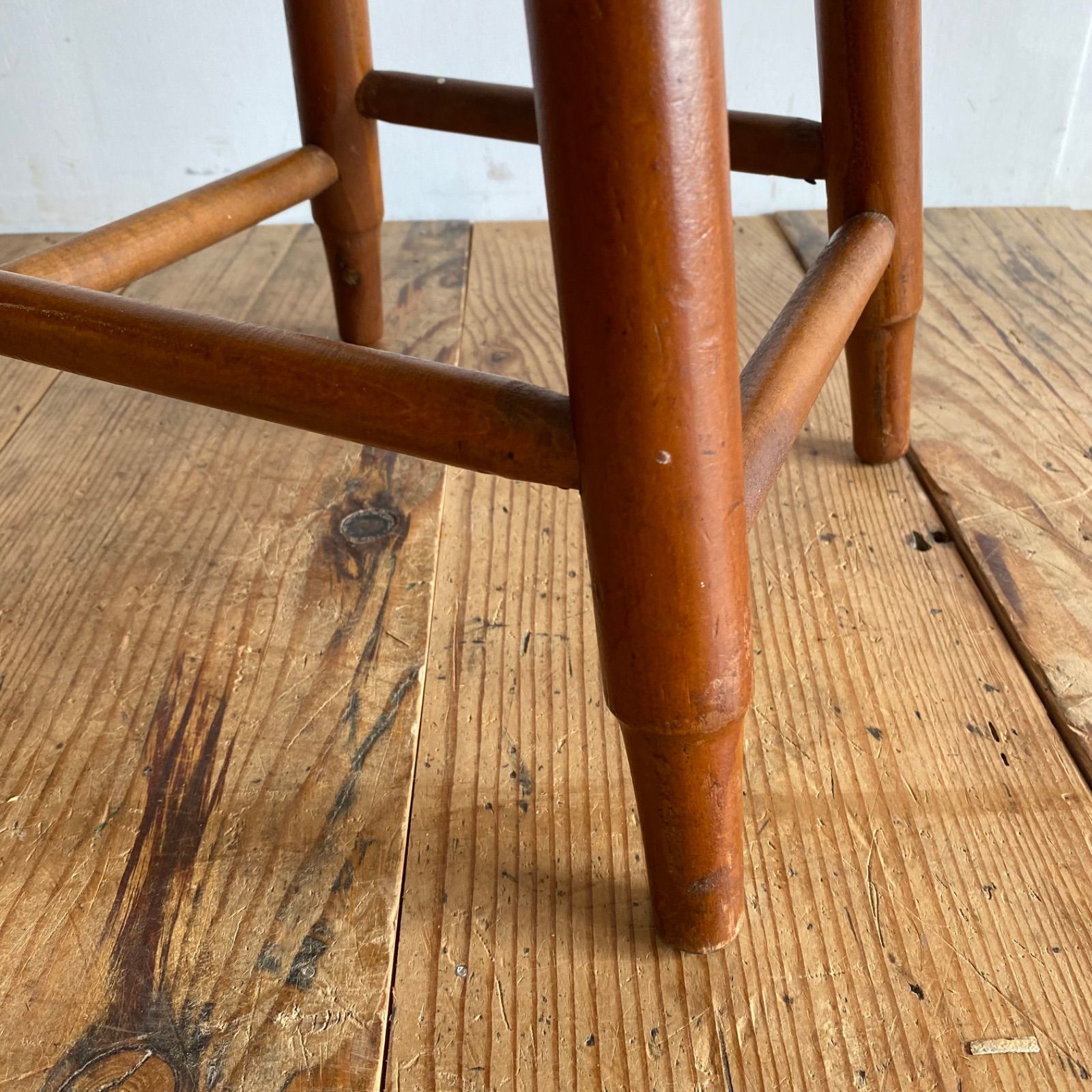 アンティーク 木製 丸スツール シンプル 椅子 スツール 無垢材 古道具