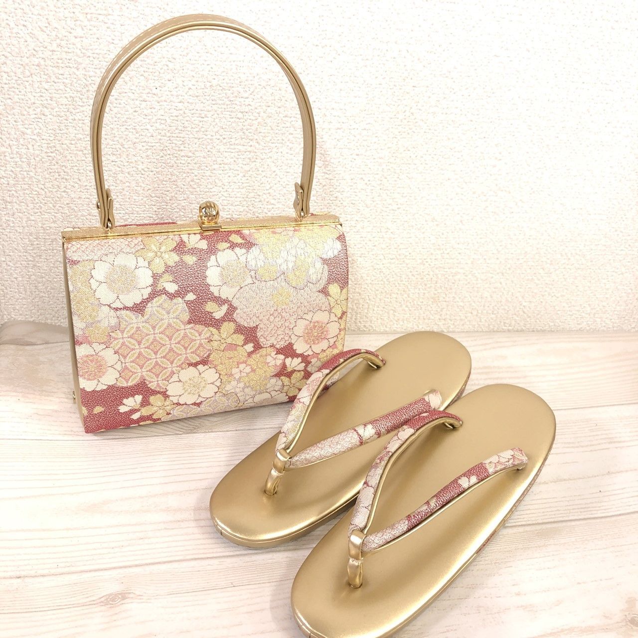サリー様 小物セット 草履バッグ 良品・匿名配送OK】草履 バッグ セット ／ Zori Sandals & Handbag Set