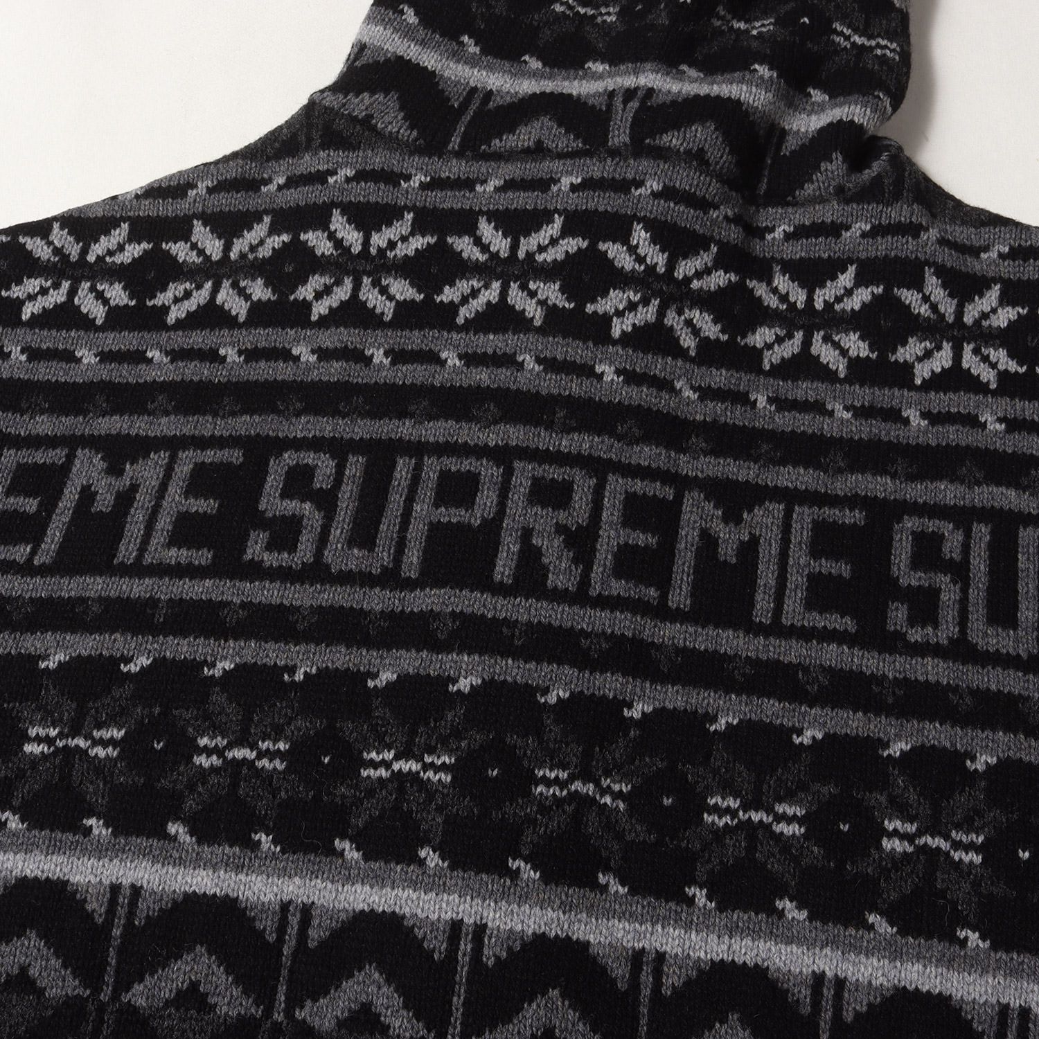 Supreme ブラック ノルディック柄 ニット L 美品】Supreme シュプリーム ニット ブラック 黒 サイズ:M | 22AW THE