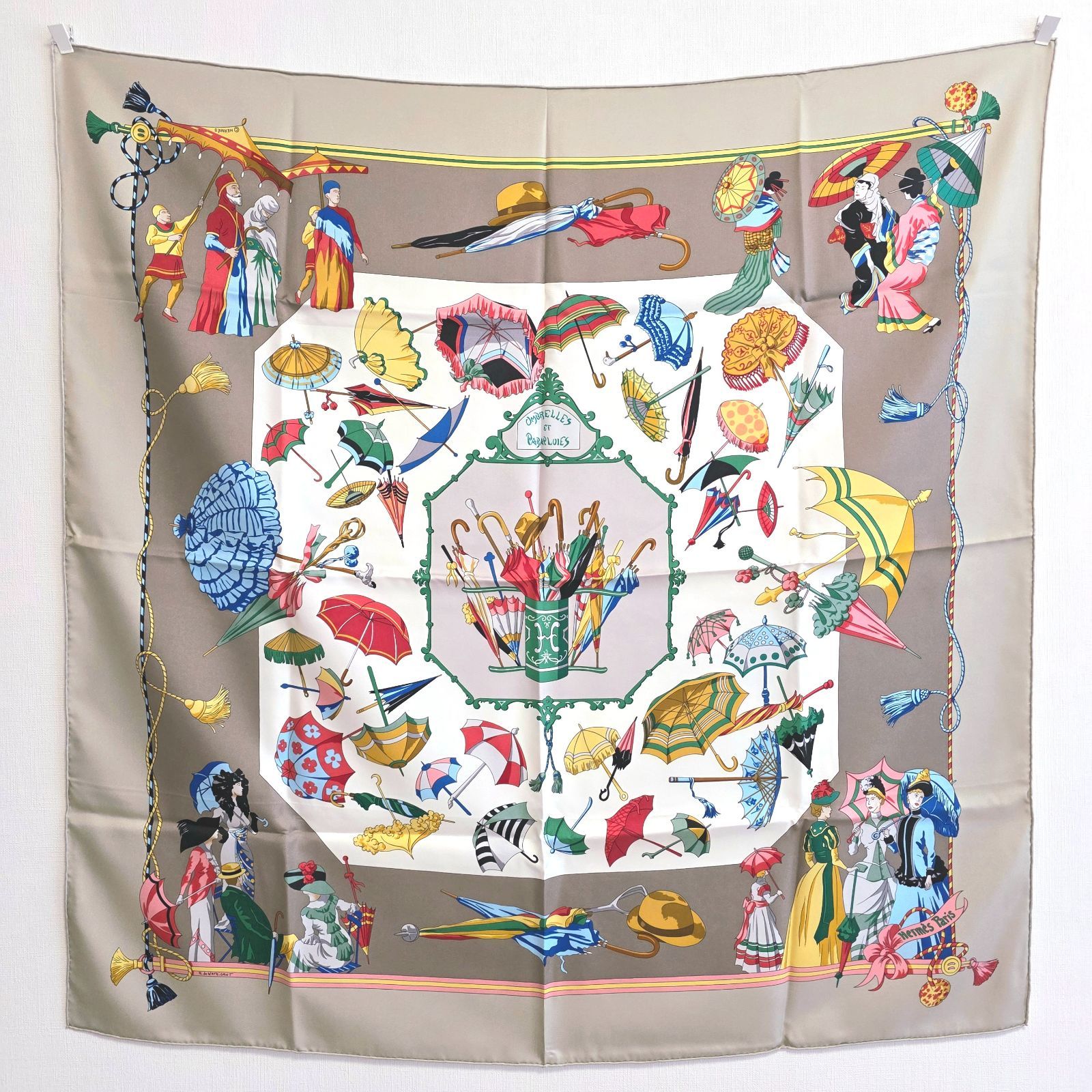 エルメス カレ90 UMBRELLES ET PABAPLUIES 雨傘と日傘 スカーフ