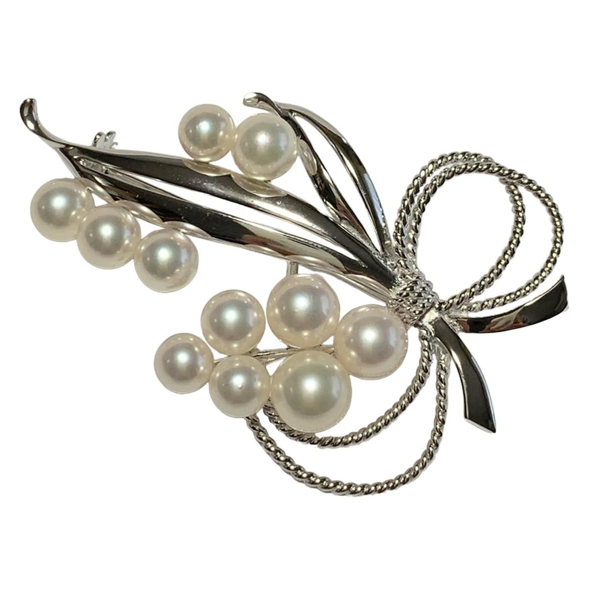 ミキモト MIKIMOTO ブローチ パール シルバー MIKIMOTO ミキモト ブローチ パール 真珠 5.5-7.6mm リボン ブーケ