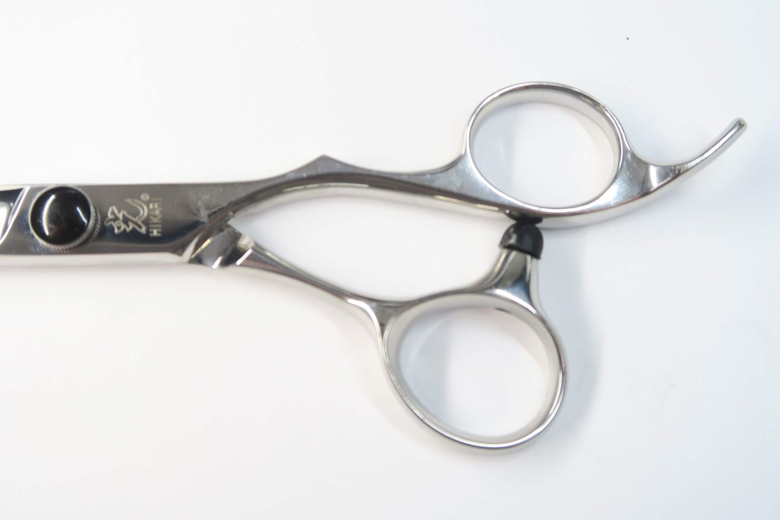 Cランク【光シザー】 F-5 シザー 美容師・理容師 5.8インチ 右利き