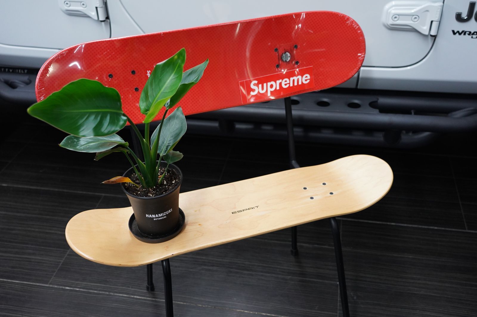 オンリー1に拘る方だけにお届け！シュプリームスケートボード カスタム