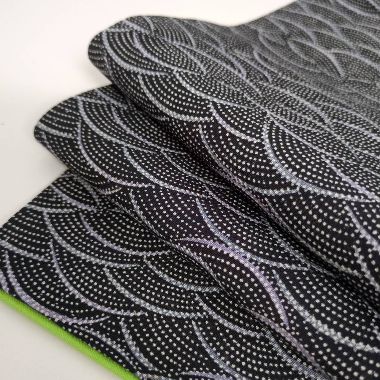 小紋 波模様 素敵なデザイン 正絹 着物 MK-1356 - メルカリ