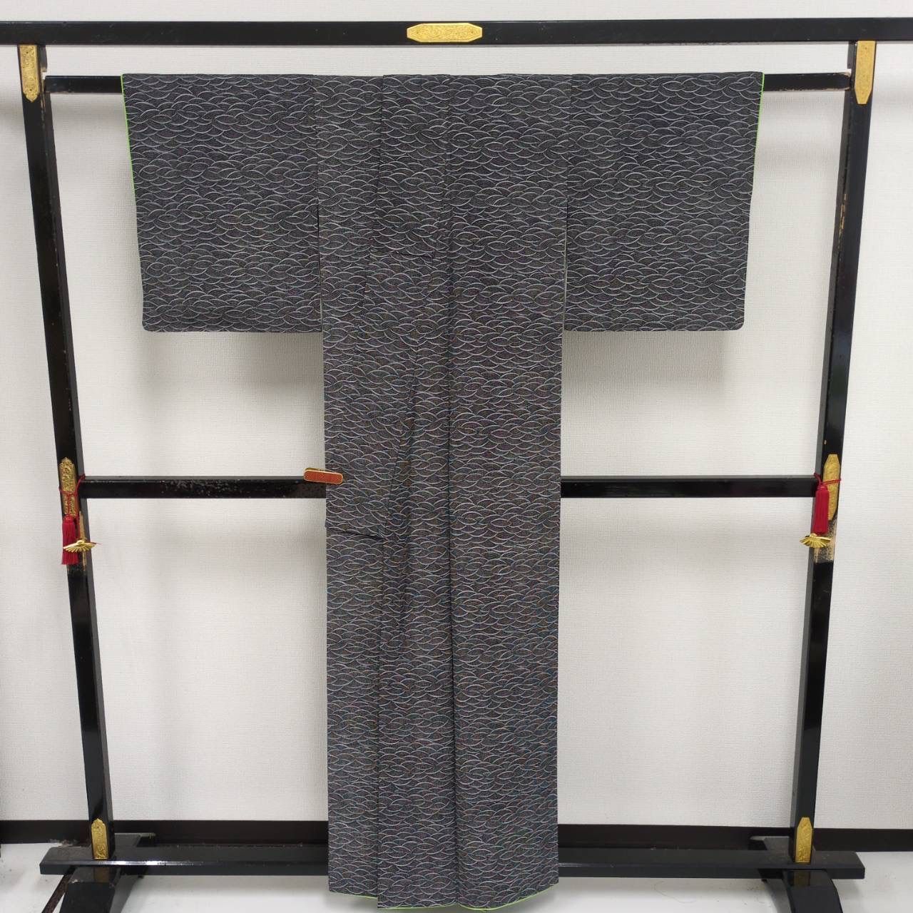 小紋 波模様 素敵なデザイン 正絹 着物 MK-1356 - メルカリ