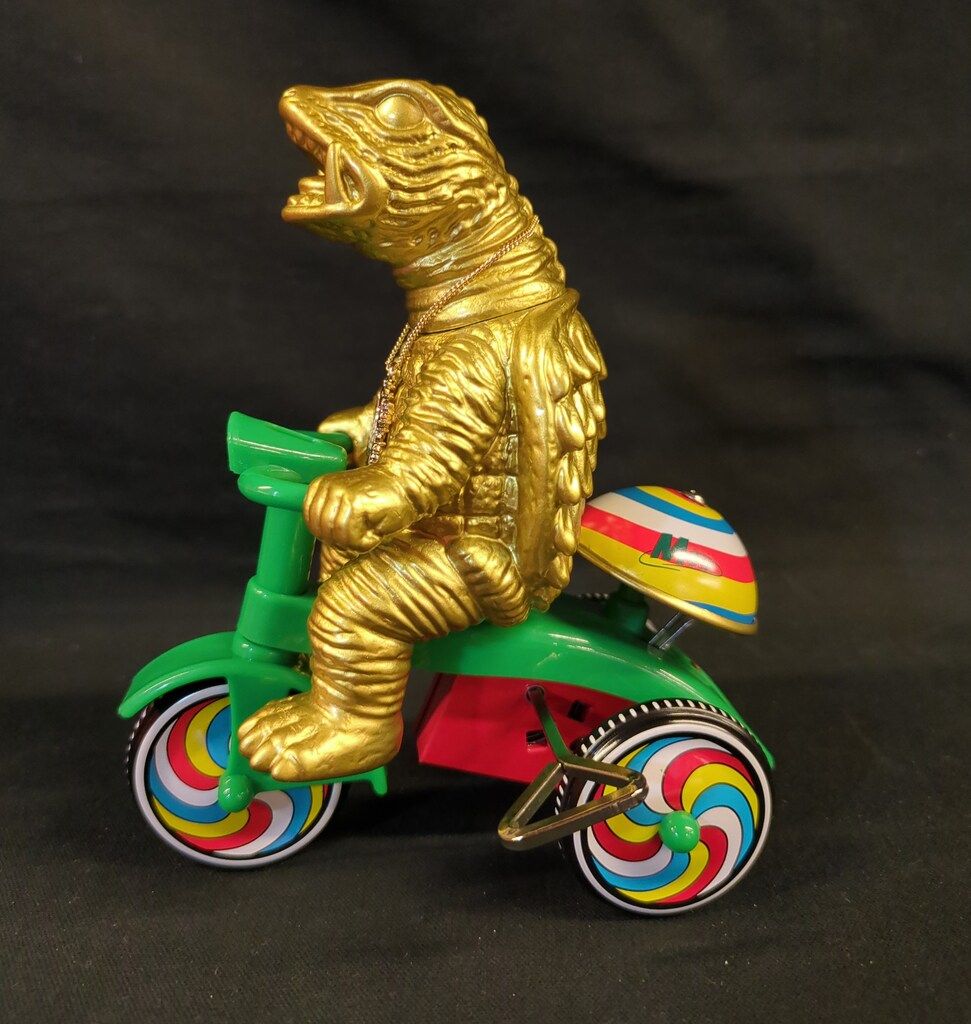 M1号 大怪獣ガメラ 三輪車 金くるみ WF2025冬 - メルカリ