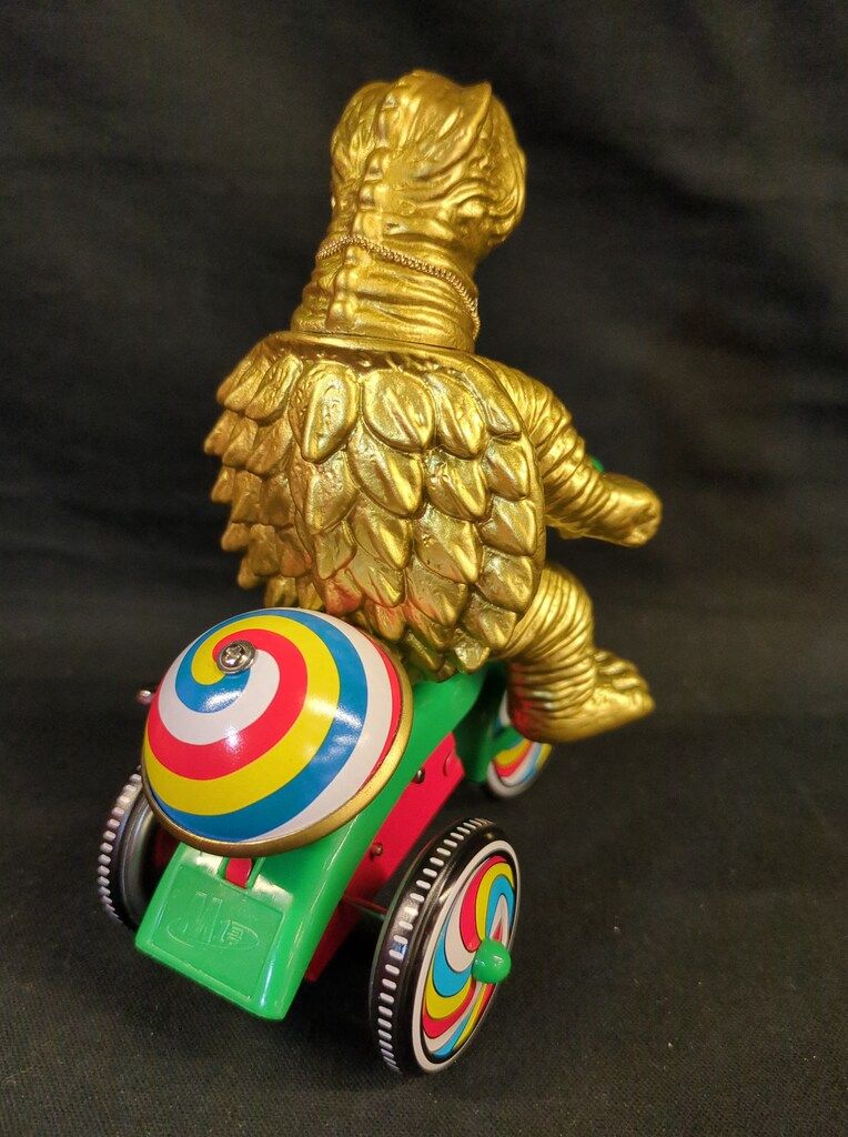 M1号 大怪獣ガメラ 三輪車 金くるみ WF2025冬 - メルカリ