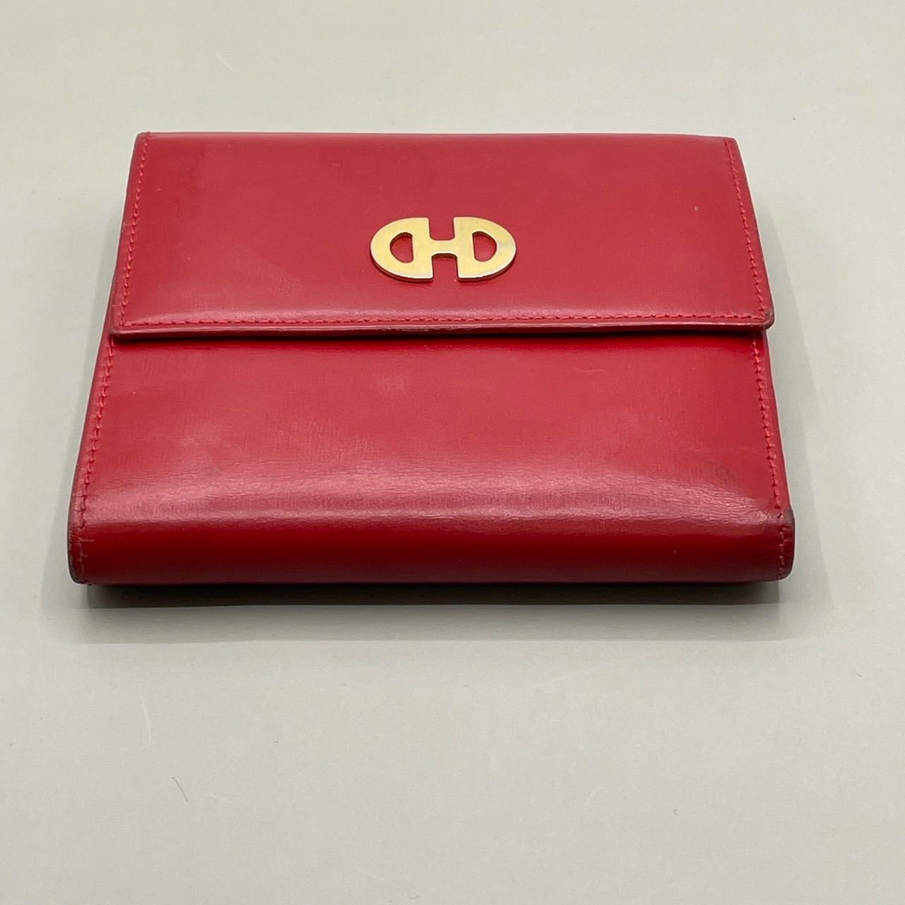 希少　CELINE レッド 二つ折り財布　箱付き 美品 希少 CELINE セリーヌ 二つ折り財布 コンパクトウォレット