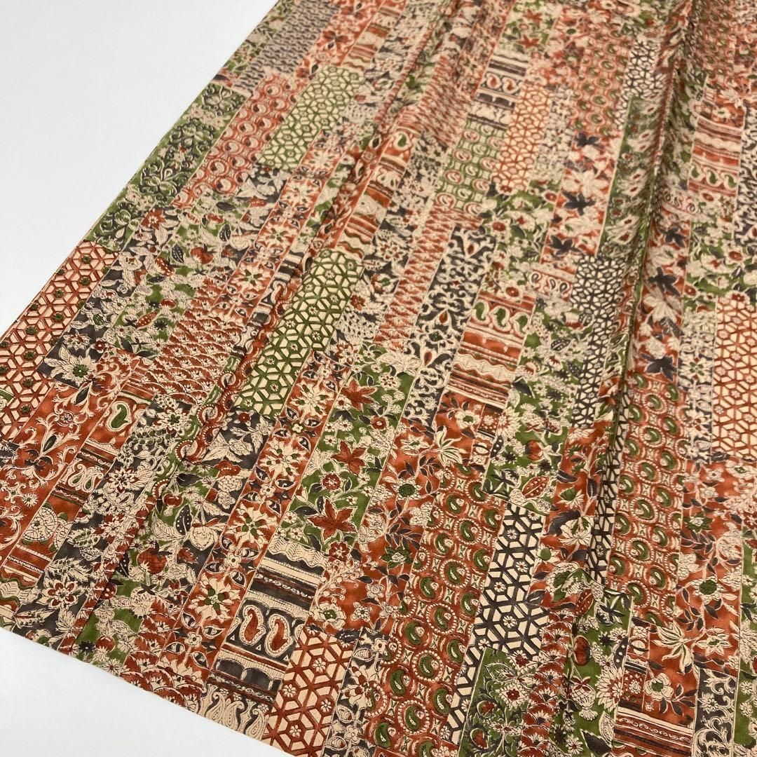 着物と帯 時流】ヒ92yts◇単衣 小紋 正絹◇更紗柄 居敷当て付き 美品