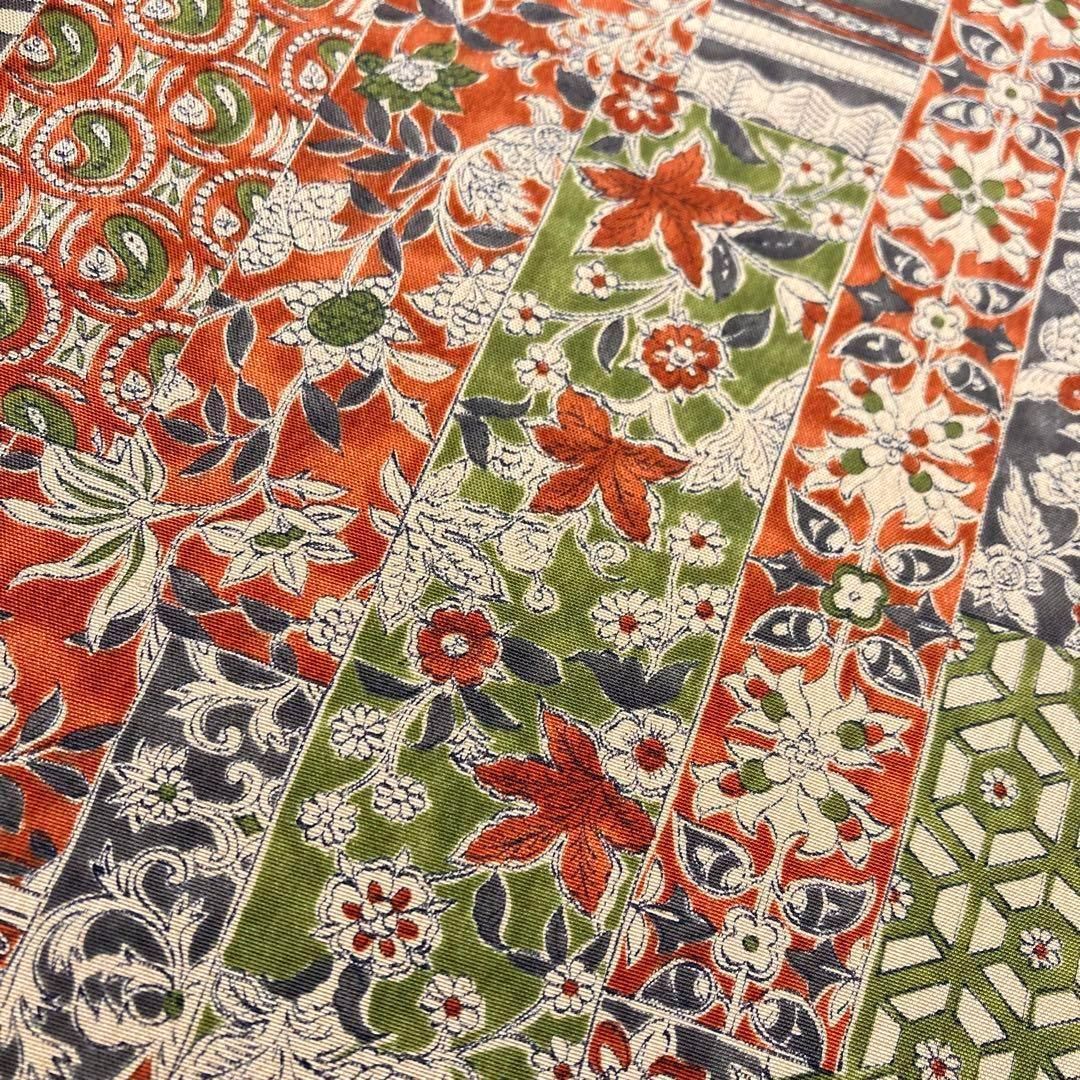 着物と帯 時流】ヒ92yts◇単衣 小紋 正絹◇更紗柄 居敷当て付き 美品