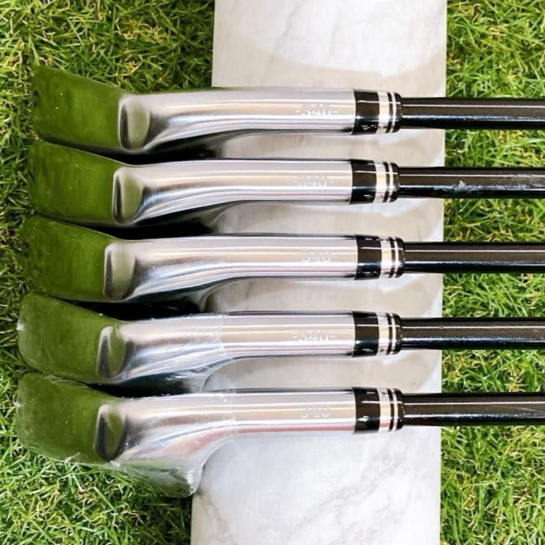 美品 MAJESTY マジェスティ コンクエスト メンズアイアン 5本 右 R 美品 MAJESTY マジェスティ コンクエスト メンズアイアン 5本 右 R