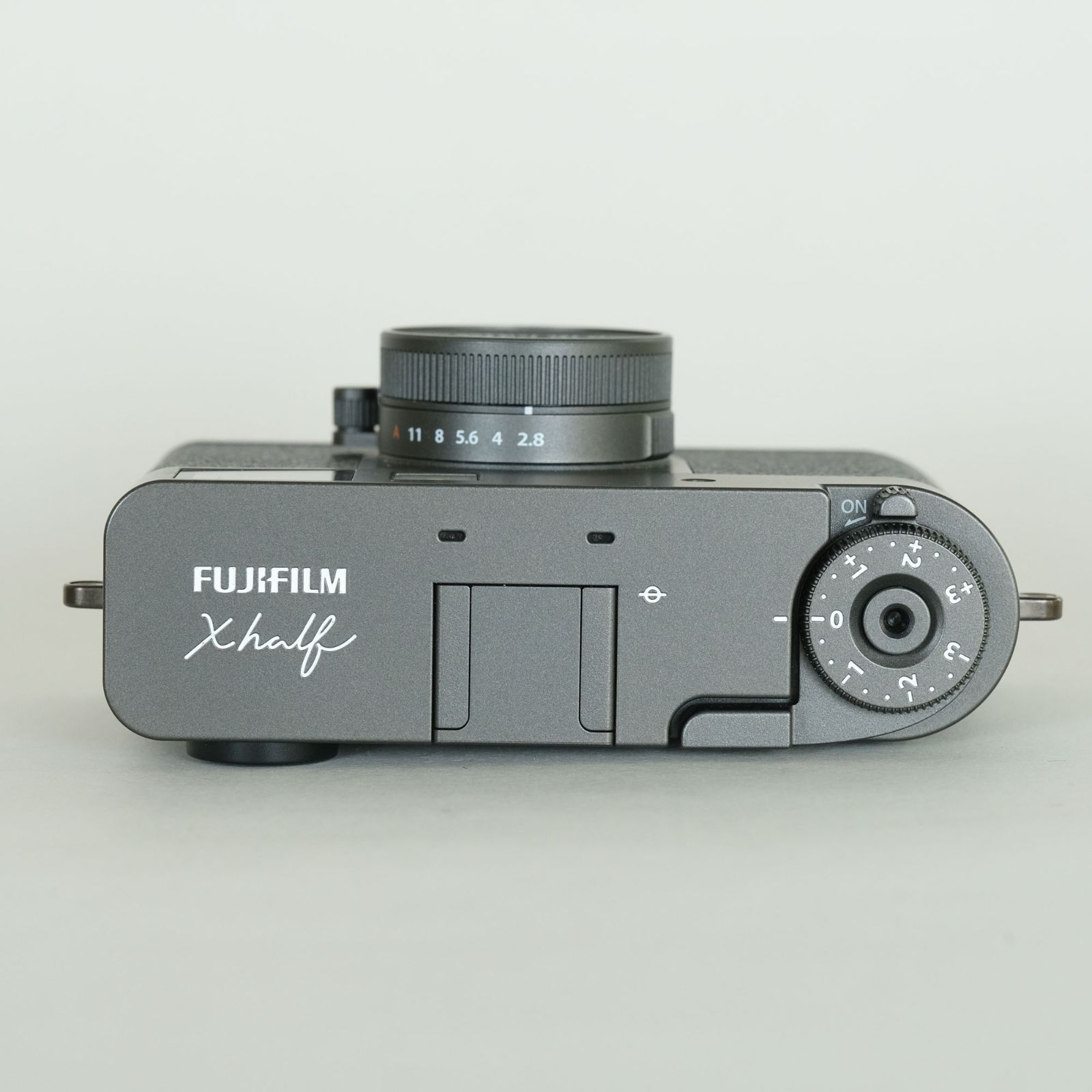 美品 | シャッター数2,522回｜別売グリップ・キャップ付] FUJIFILM X