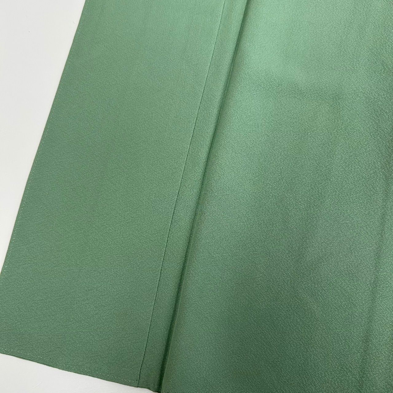 色無地 裄66.5 一つ紋 縮緬 色味の良い 正絹 着物 MK-1361 - メルカリ