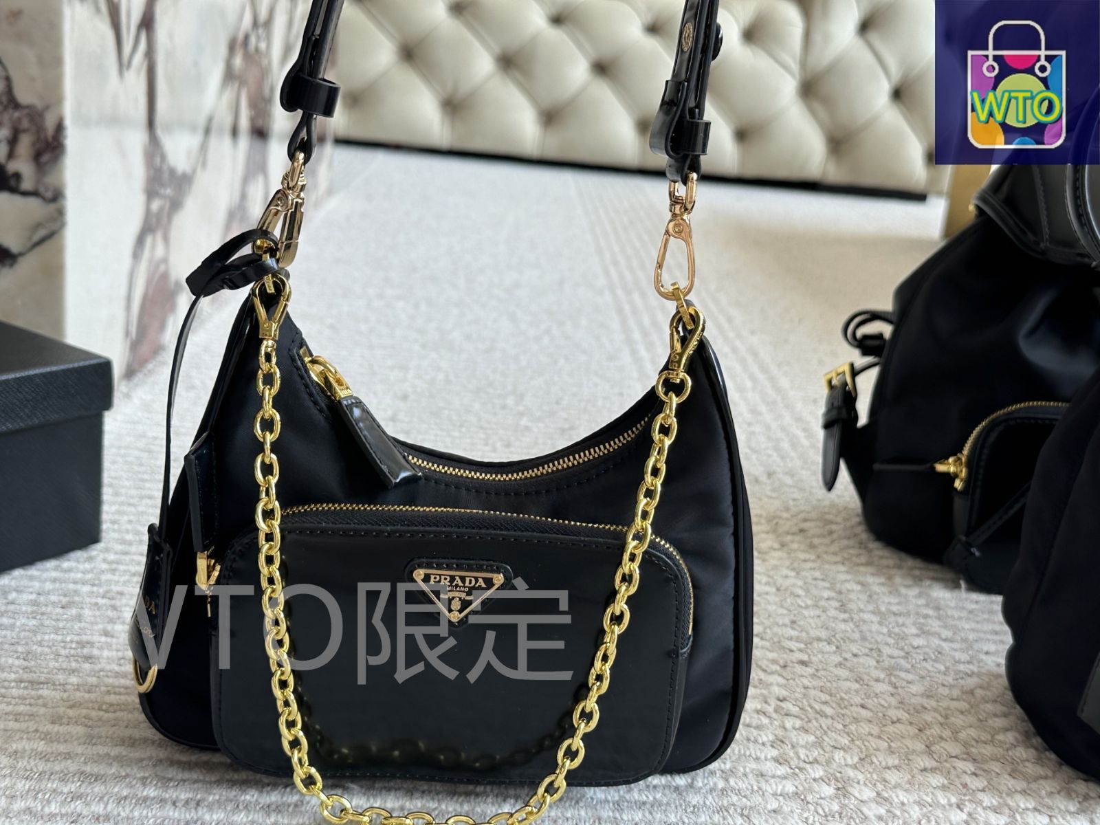 今日特価】Prada Hobo × 今日特価 Special Deal! ～ナイロン アーム