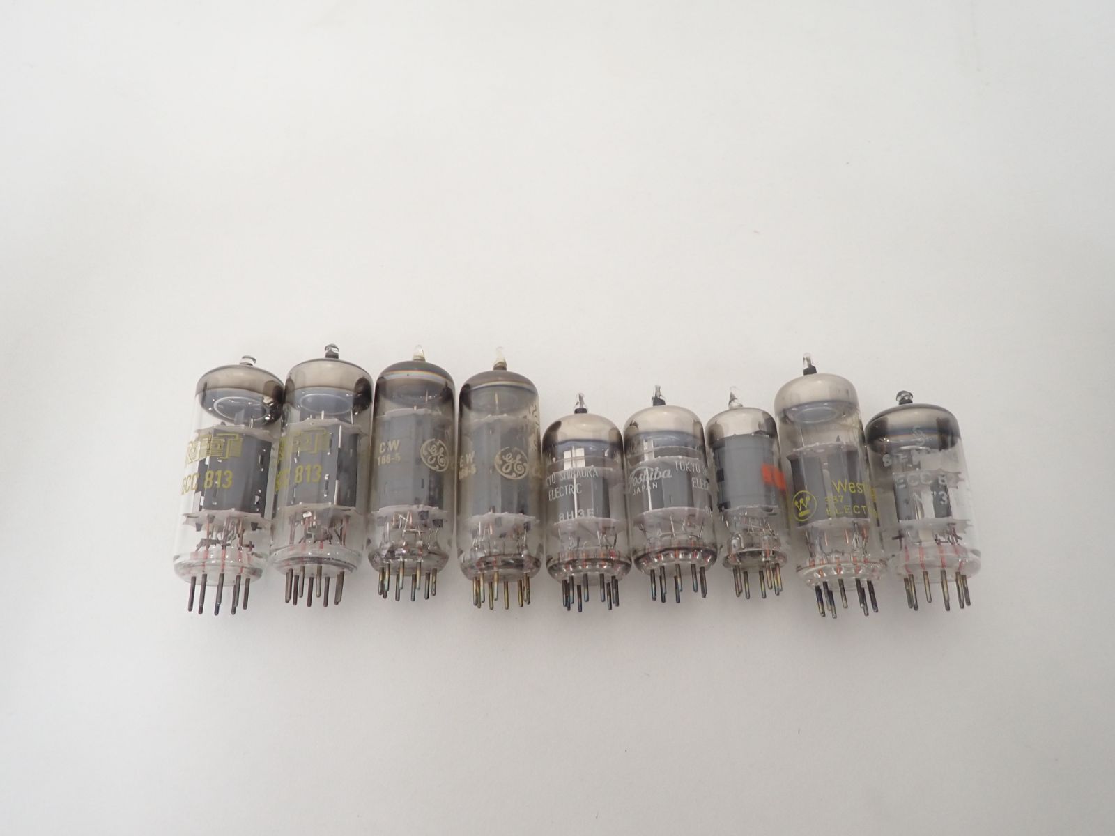 ∴ SIEMENS R.F.T TOSHIBA他 真空管 まとめ9本セット - メルカリ