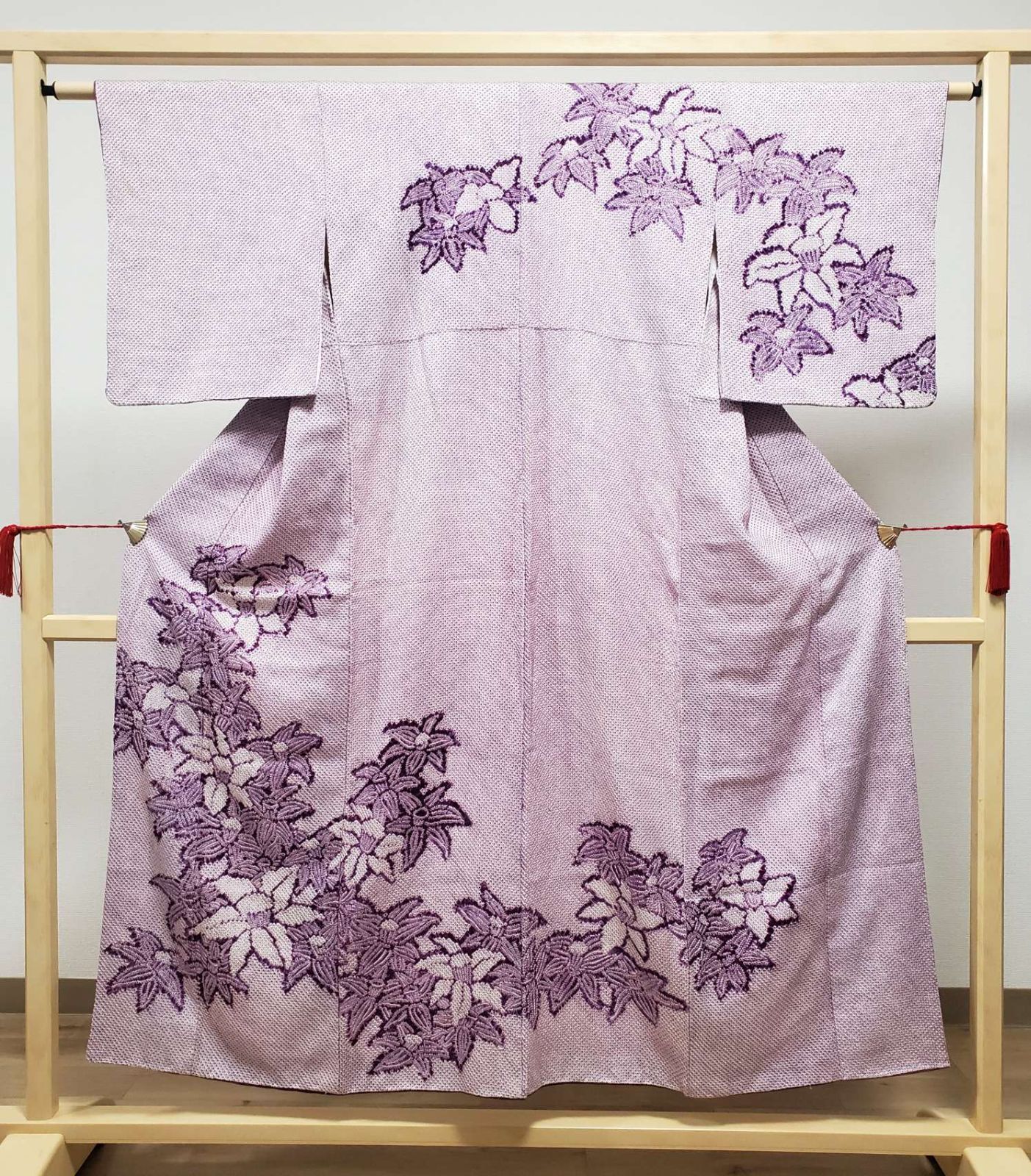 A 5 着物くつろぎ 総絞り かわいい花模様 紫 袷 正絹 訪問着 着物