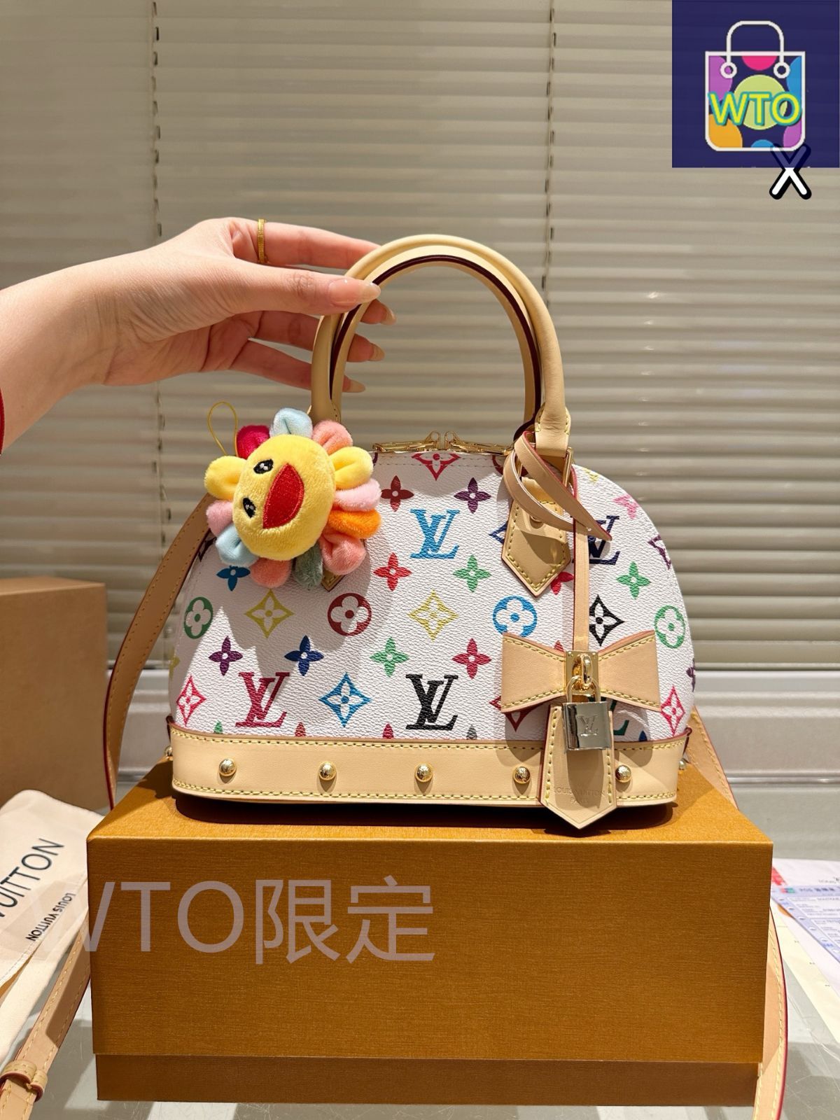 今日特価】LV x Takashi Murakami Alma BB Epi Leather Bag ルイ