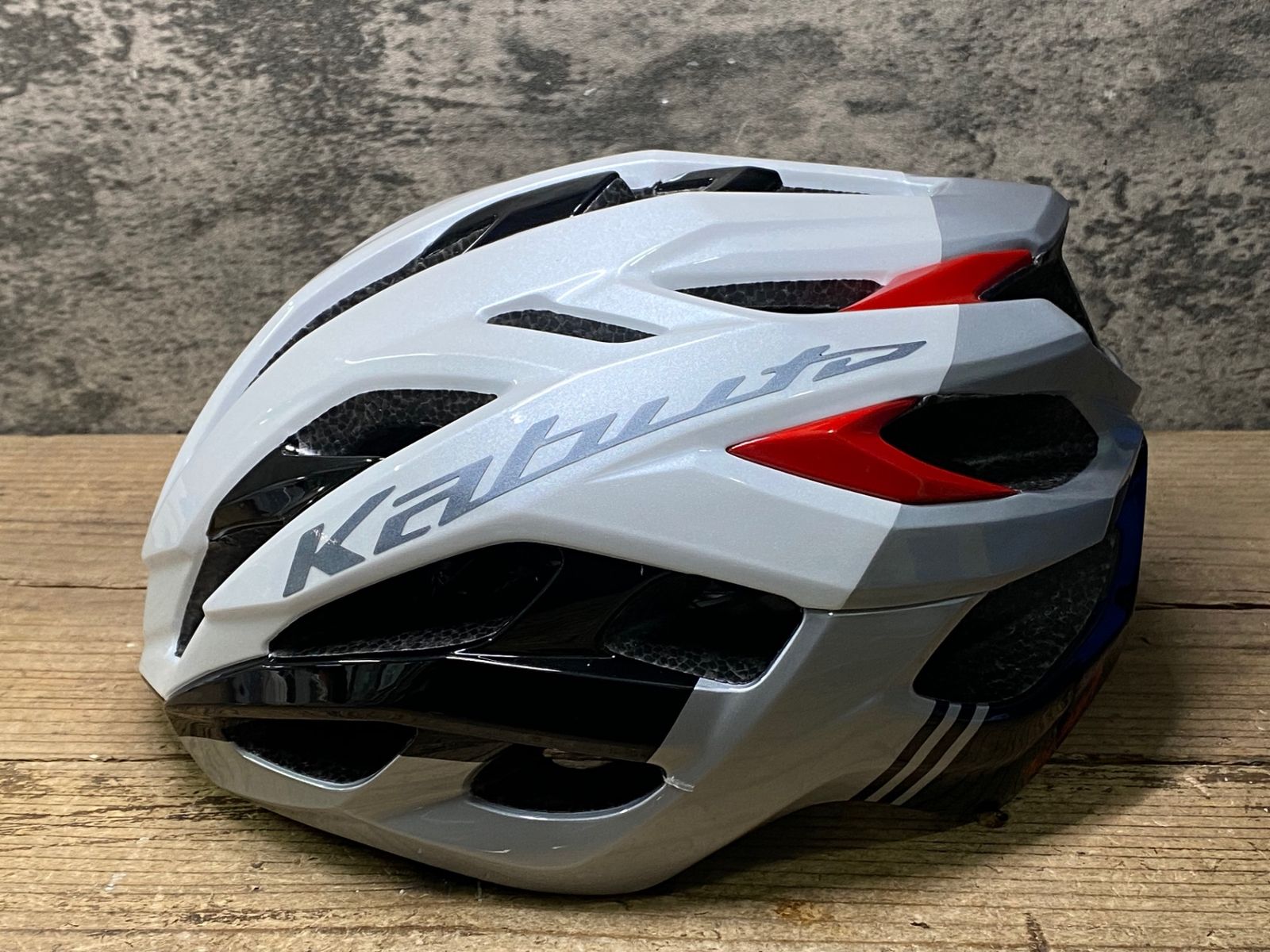 JK656 カブト Kabuto VOLZZA ヘルメット 白 S/M R0602製造 【公式通販】