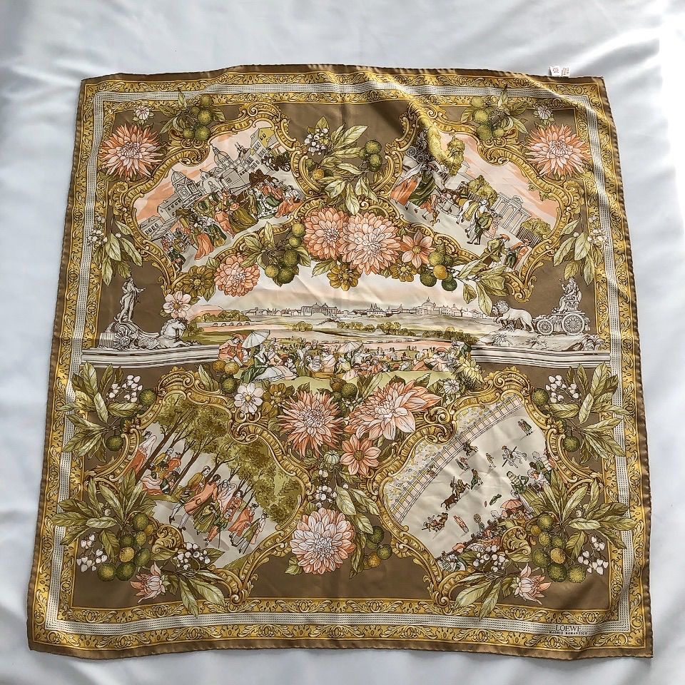 【にー様】未使用品 LOEWE シルク スカーフ 花柄 フラワー ブラウン LOEWE ロエベ 大判スカーフ シルク100% 花柄 フラワー オリーブ