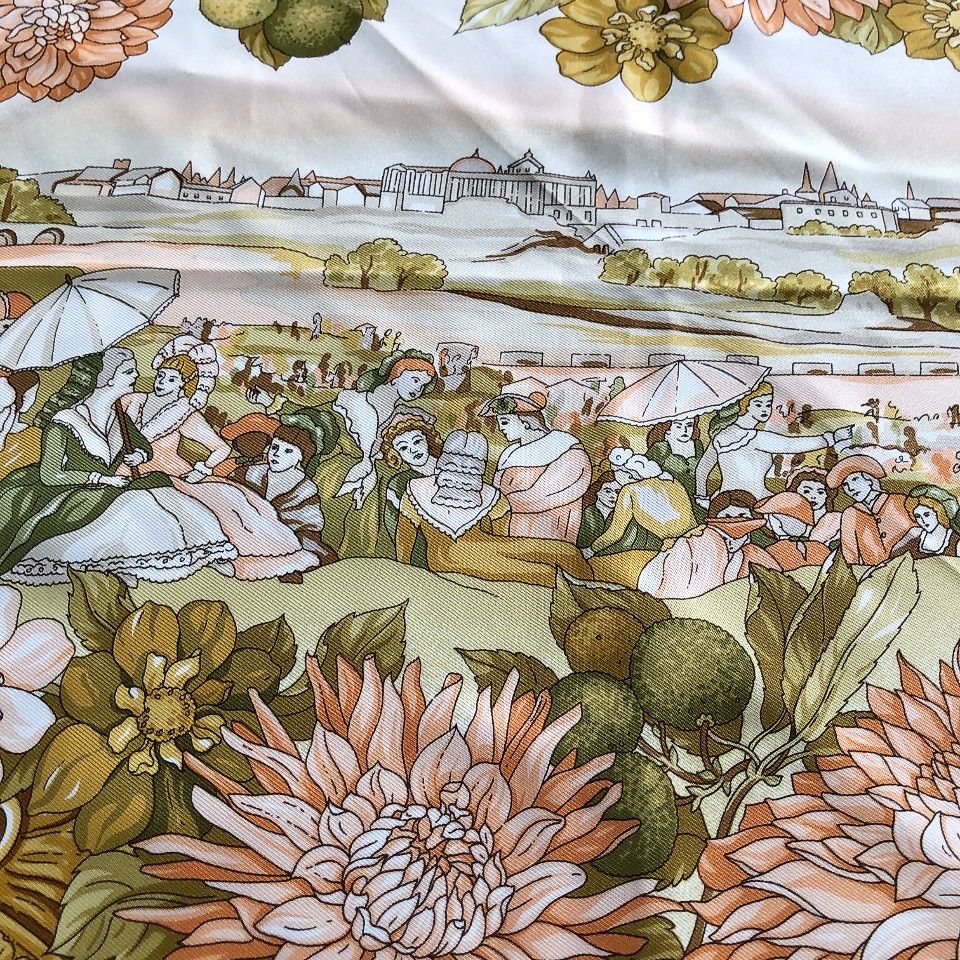 LOEWE ロエベ 大判スカーフ シルク100% 花柄 フラワー オリーブ