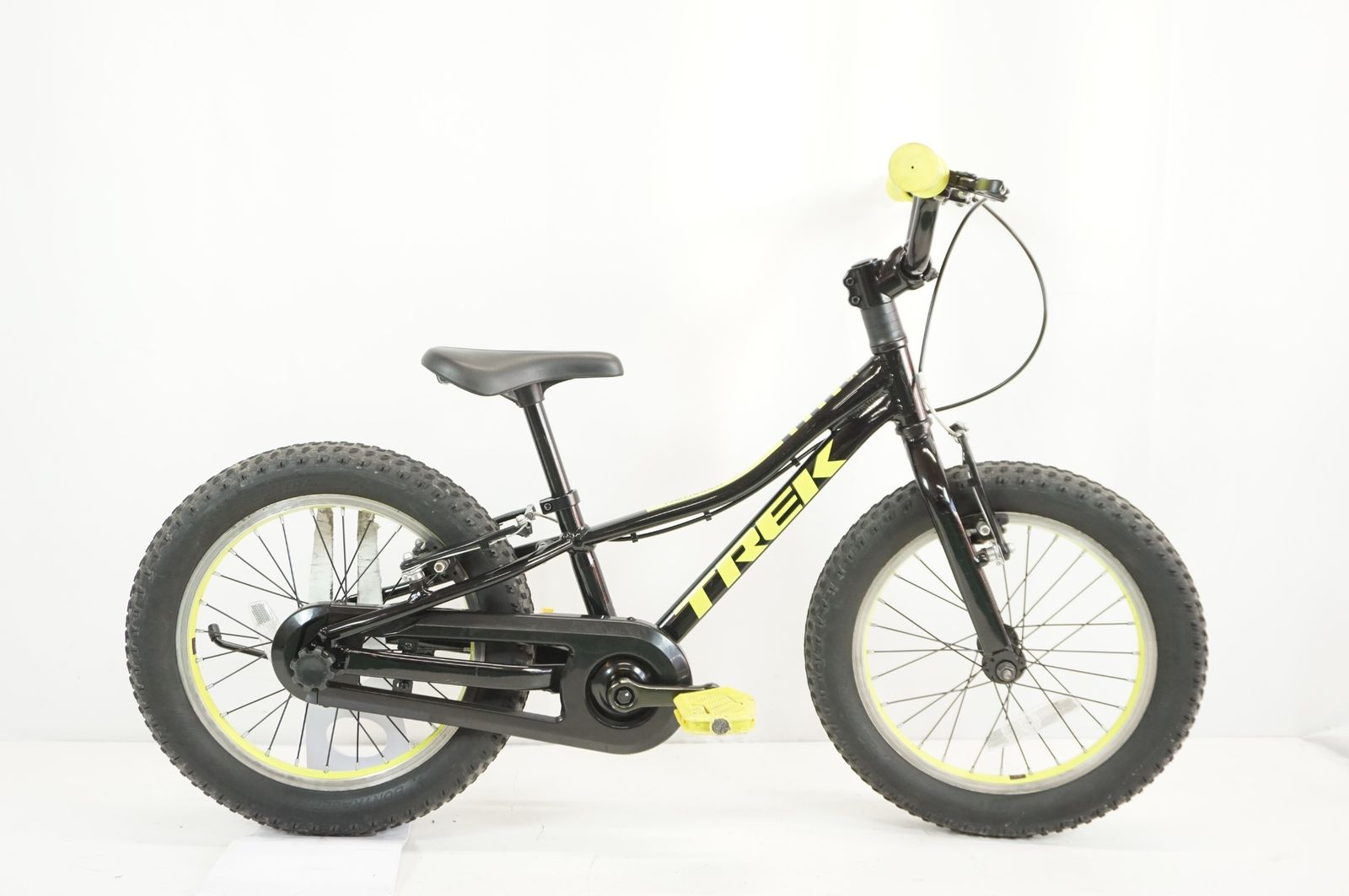 TREK 「トレック」 PRECALIBER 16 BOYS 2020-2022年モデル 16インチ