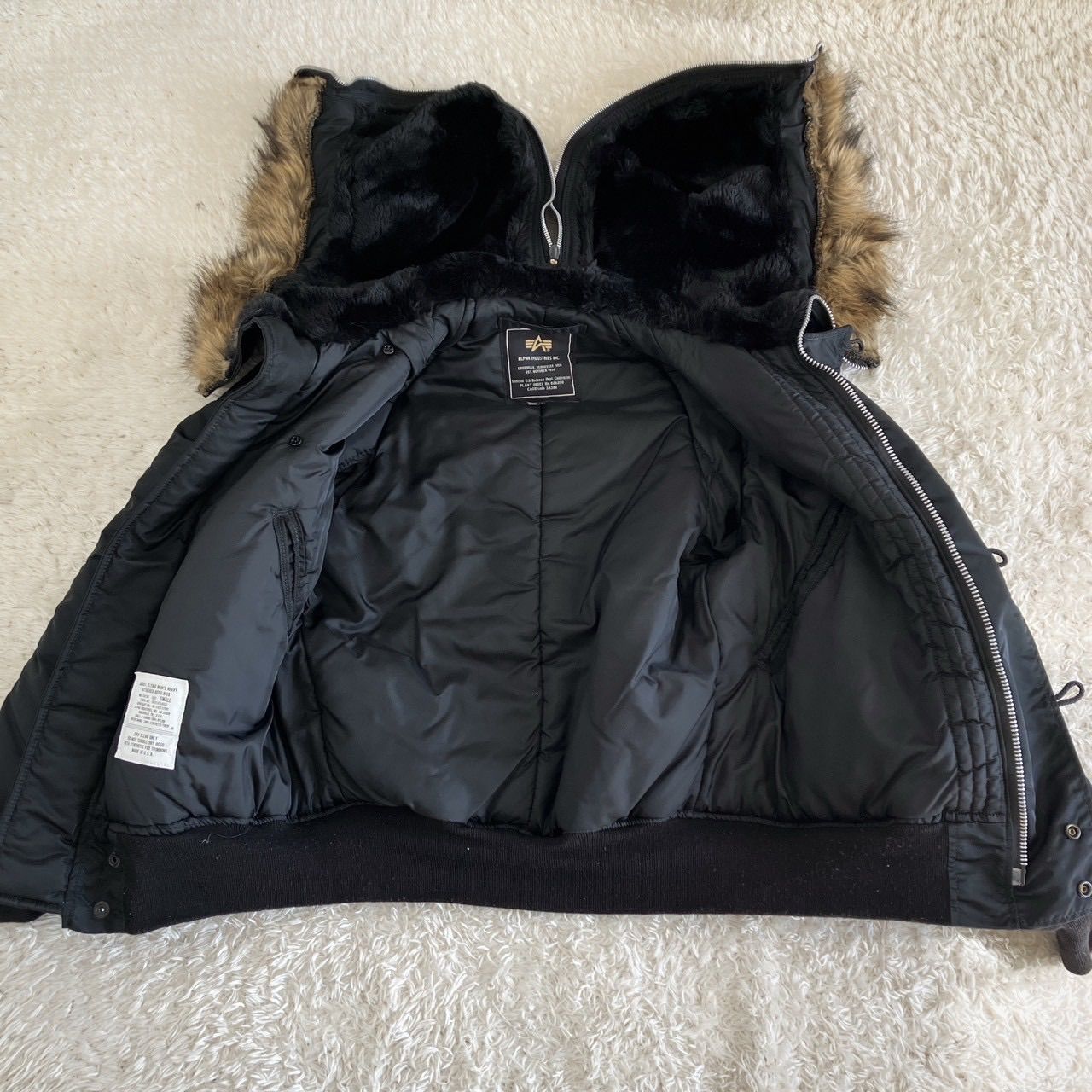美品！ALPHA アルファ N-2B Y2K 短丈 ファー ブラック USA製 - メルカリ