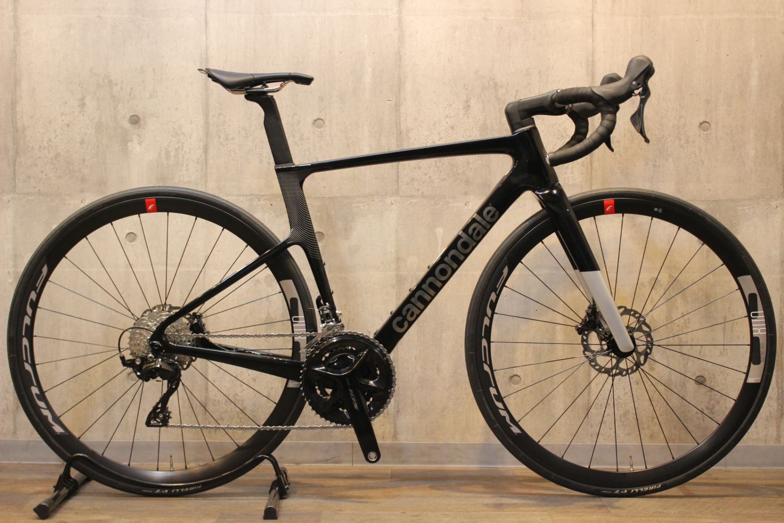 MIYATA freedom r 2015年 MIYATA】乗り心地のよいクロモリフレームの