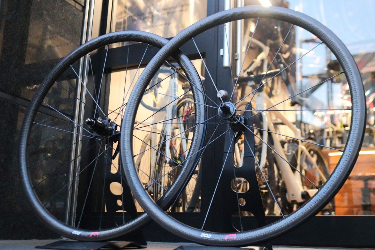 ジップ ZIPP ファイアクレスト 202 FIRECREST シマノ 11S/12S カーボン