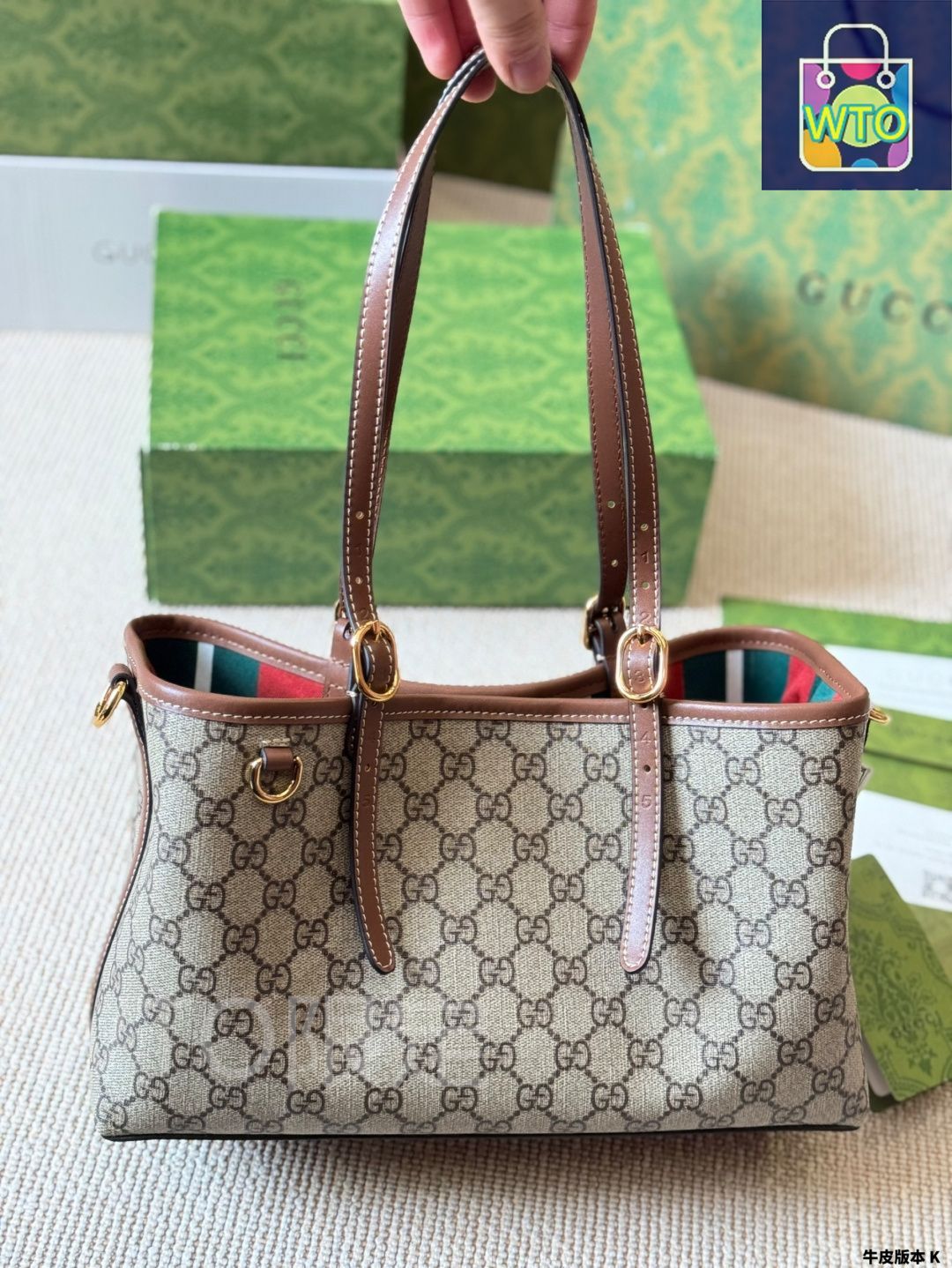 GUCCI ストライプ トートバッグ コラボ大人もOK【GUCCI 】ピーターラビットトートバッグ/送料込 (GUCCI