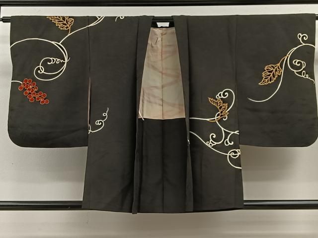 平和屋着物○訪問着 葡萄蔦の葉文 黒地 金彩 正絹 逸品 CAAZ8012vf