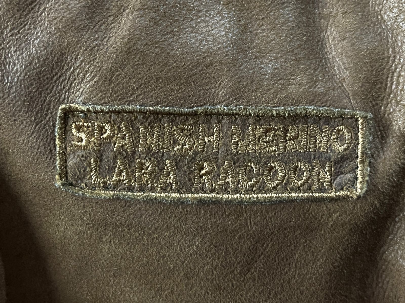 HUGO BOSS｜ヒューゴボス ムートン レザー コート - メルカリ