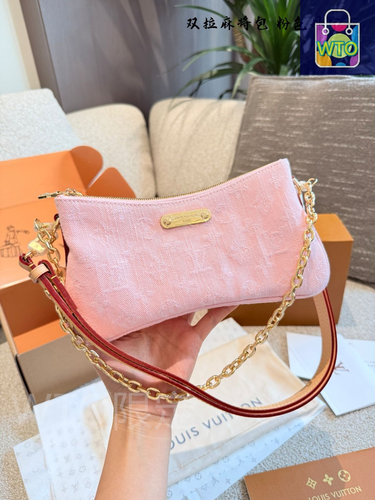 Louis Vuitton ゴム引き　ダブルコート　ピンク　34 未使用 ルイヴィトンポルトフォイユ カプシーヌ コンパクト ホワイト