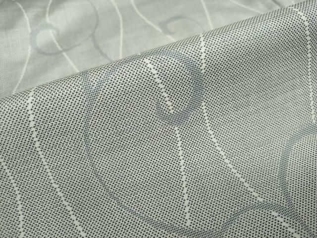 白大島 本場大島紬 経緯絣 9マルキ 小紋 正絹 バチ衿 葡萄唐草文 イ6083 白大島 本場大島紬 経緯絣 9マルキ 小紋 正絹 バチ衿 葡萄唐草文 イ