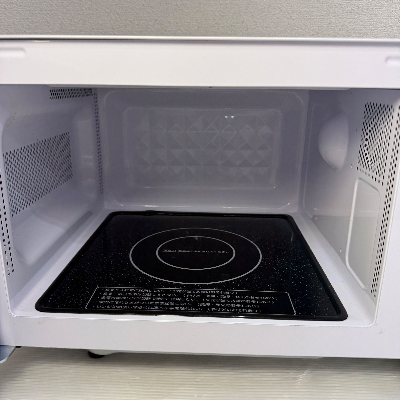 新品未使用品　電子レンジKMB-F186-W ホワイト アイリスオーヤマ 電子レンジ 18L ホワイト | アイリスオーヤマ | KMB-F186-W | Joshin