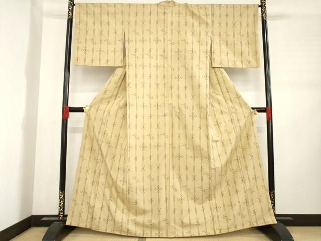 平和屋着物●上質な紬　琉球絣文様　正絹　逸品　DAAQ3430ps 平和屋着物○上質な紬 琉球絣文様 正絹 逸品 DAAQ3430ps