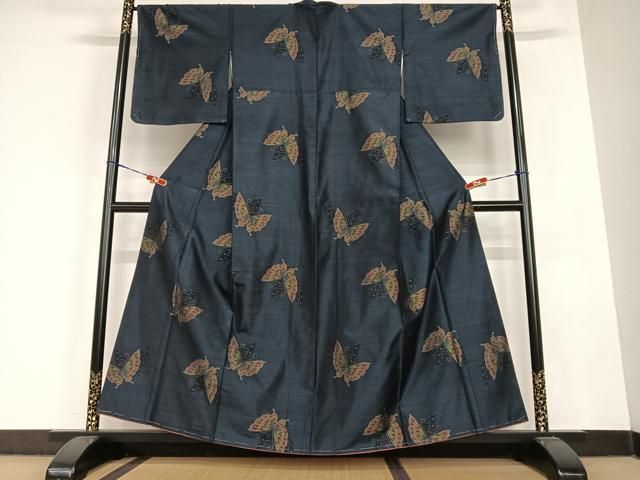 平和屋着物○本場大島紬 舞蝶文 正絹 逸品 未使用 AABC5091zg - メルカリ