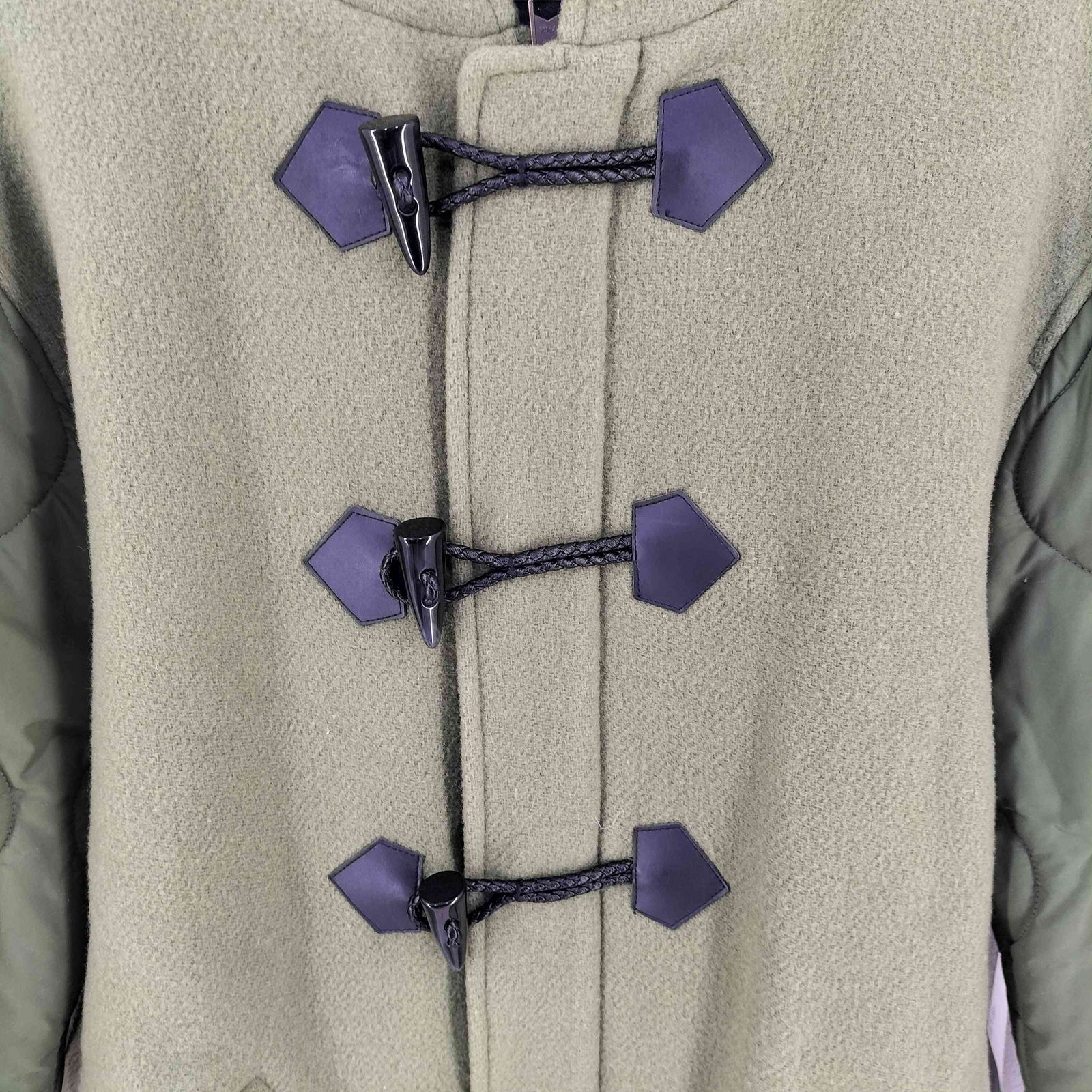 ツモリチサト TSUMORI CHISATO フード付き 袖キルティング切替ダッフル