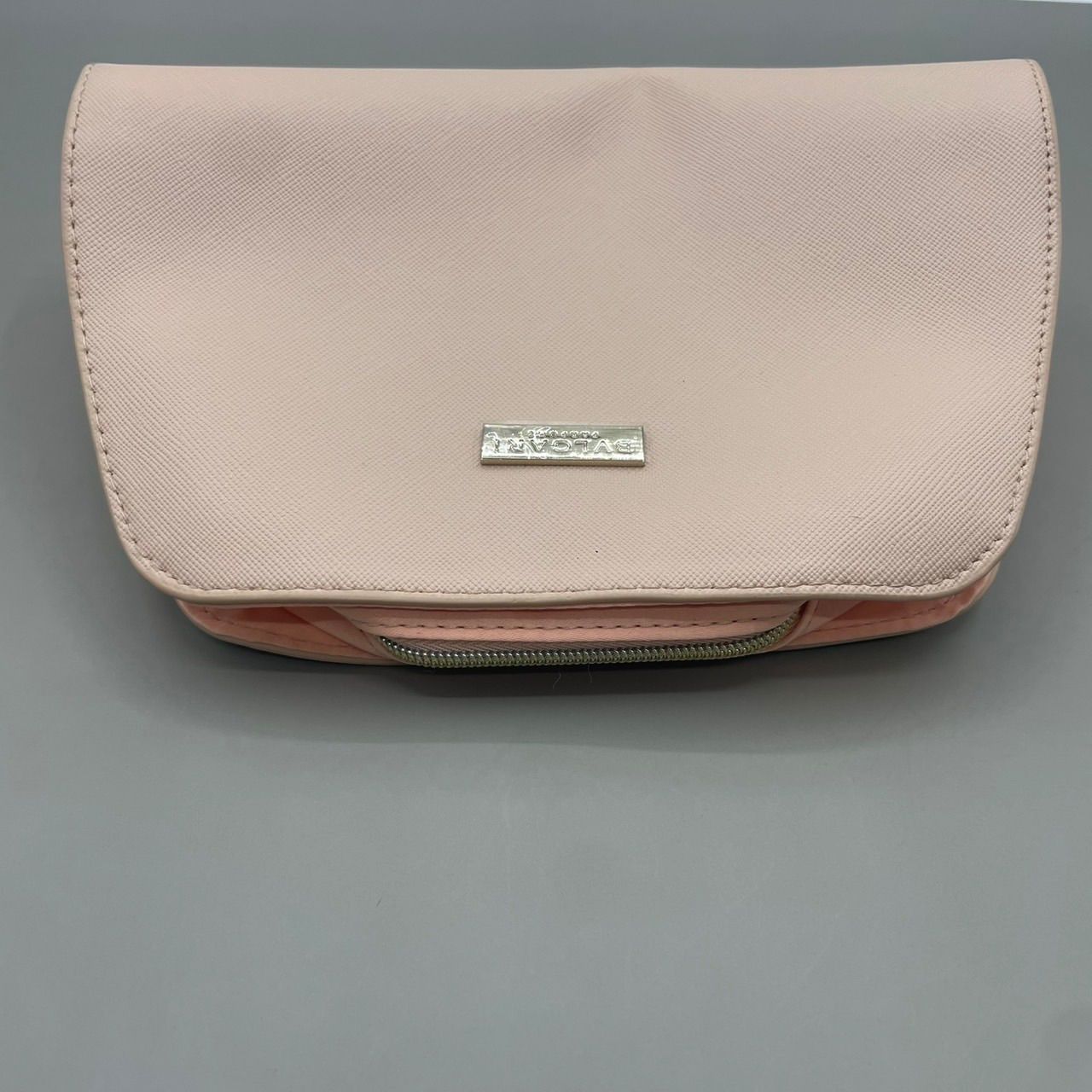 新品未使用 BVLGARI ブルガリ クラッチバッグ 化粧ポーチ コスメ