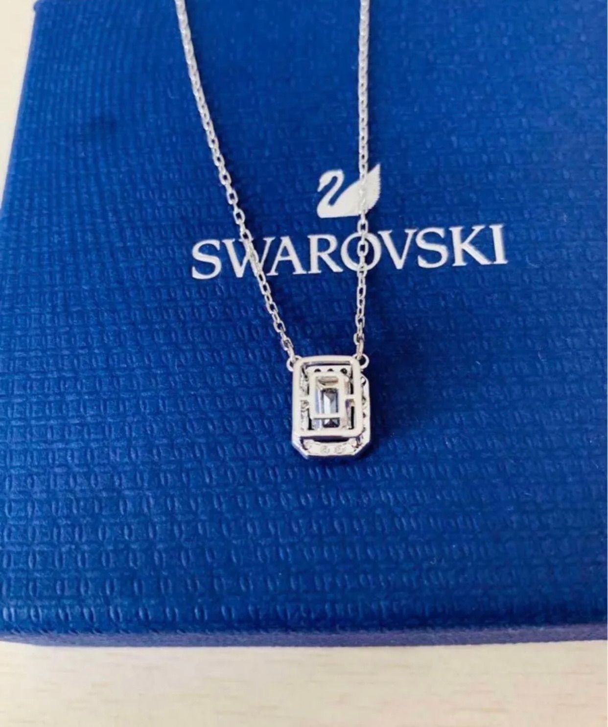 スワロフスキーSwarovski Millenia ペンダント オクタゴンカット