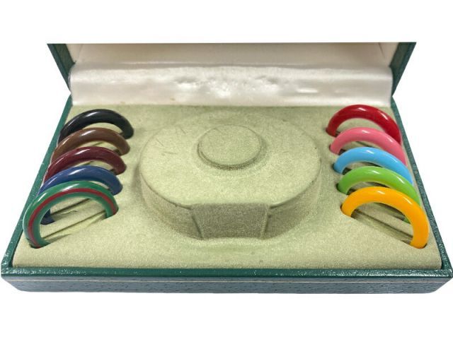 GUCCI チェンジベゼル　リング10個 ボックス付き GUCCI チェンジベゼル リング10個 ボックス付き GUCCI チェンジベゼル
