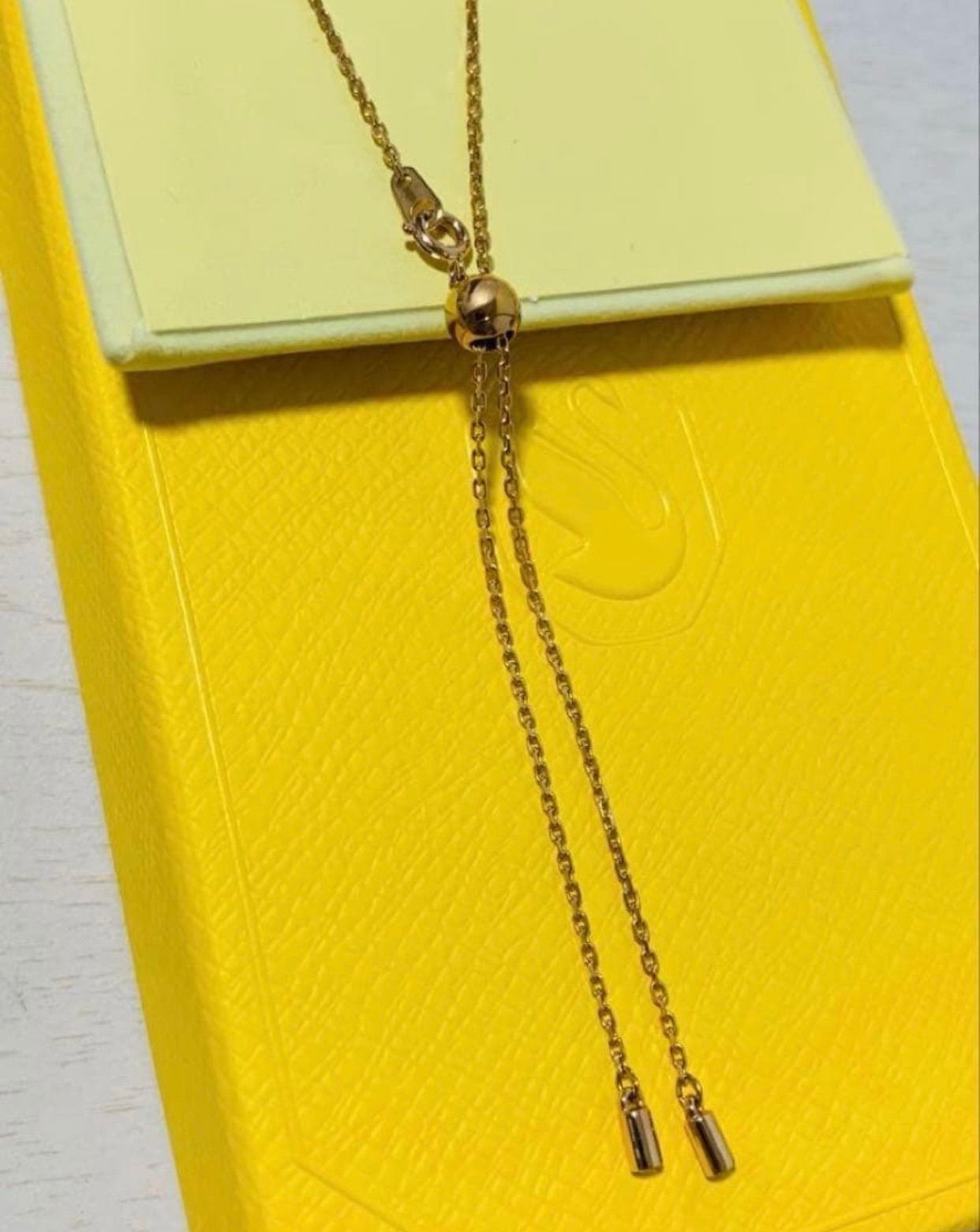 ぴの ほぼ新品 スワロフスキー Infinity Y字型ネックレス ほぼ新品