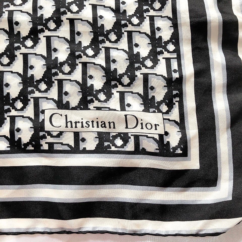 Christian Dior クリスチャンディオール トロッター柄 大判スカーフ