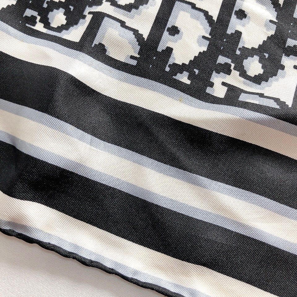 Christian Dior クリスチャンディオール トロッター柄 大判スカーフ