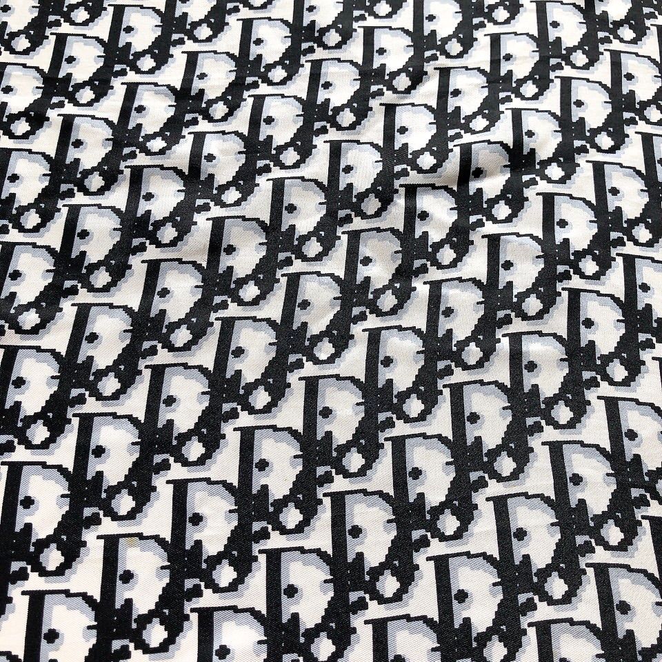 Christian Dior クリスチャンディオール トロッター柄 大判スカーフ