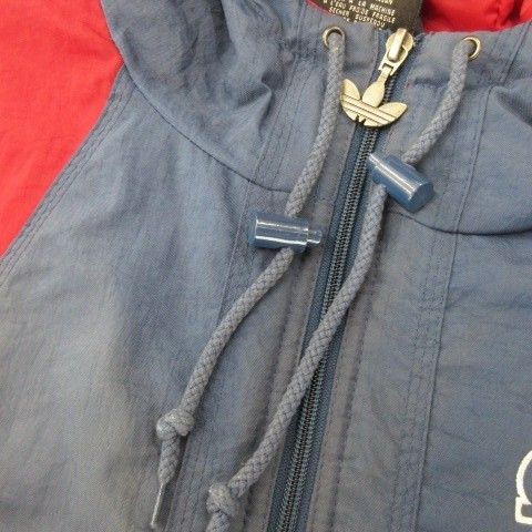 アディダス adidas ヴィンテージ 万国旗タグ 中綿ジャケット